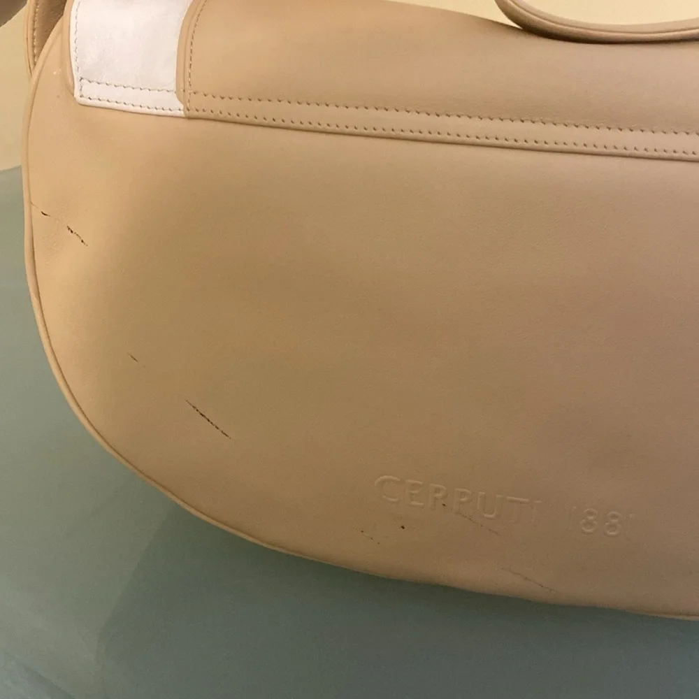 Cerruti 1881 Italian Designed Tan and White Leather Crescent Bag
